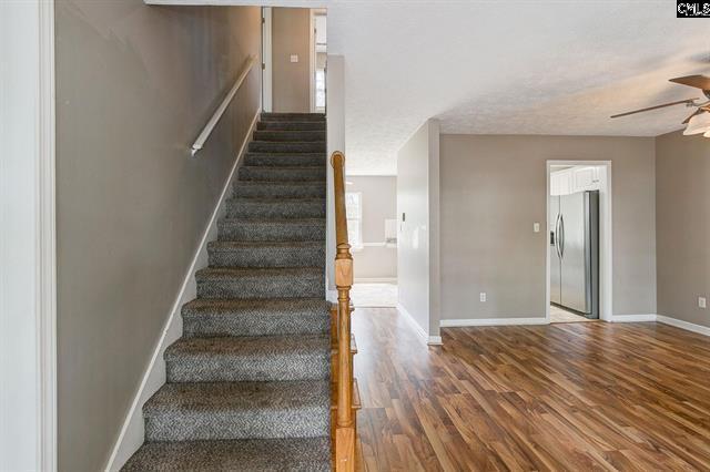 Foto del edificio - 211 Glendevon Way