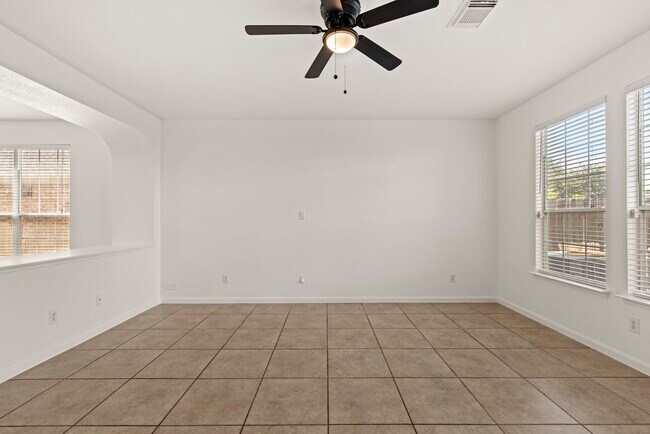 Building Photo - 21226 Springbrook Hollow Ct