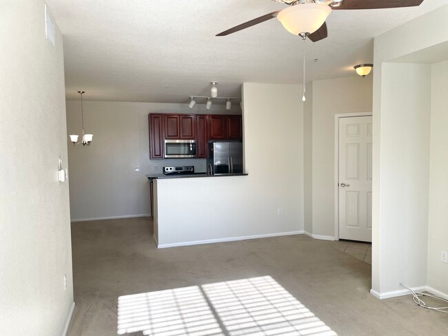 Building Photo - Large Parker Condo Availavble Now for Imme...