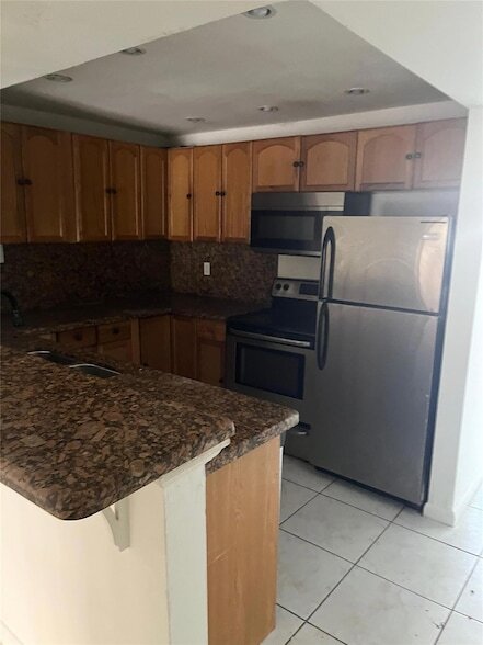 Foto del edificio - 7344 NW 75th St