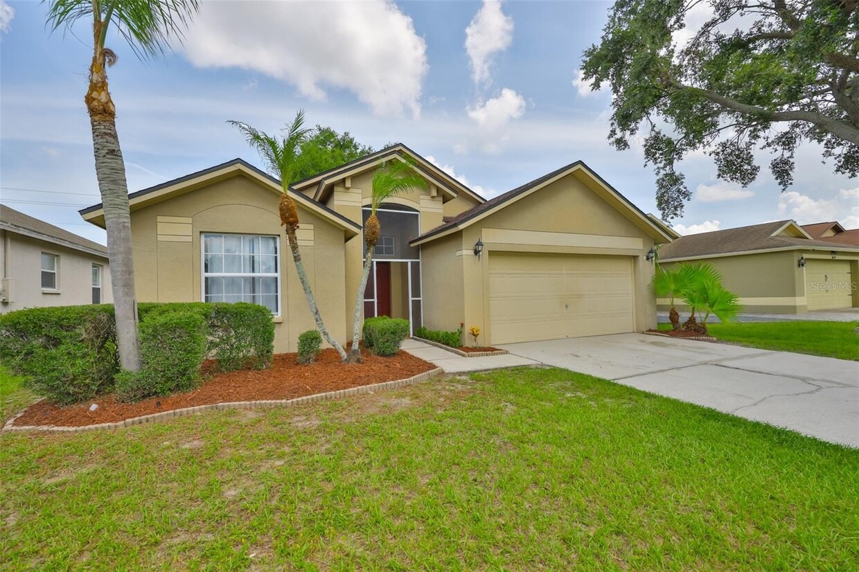 Primary Photo - 1611 Bondurant Way