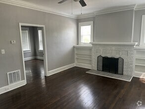 Building Photo - 1351 Oxford Rd NE
