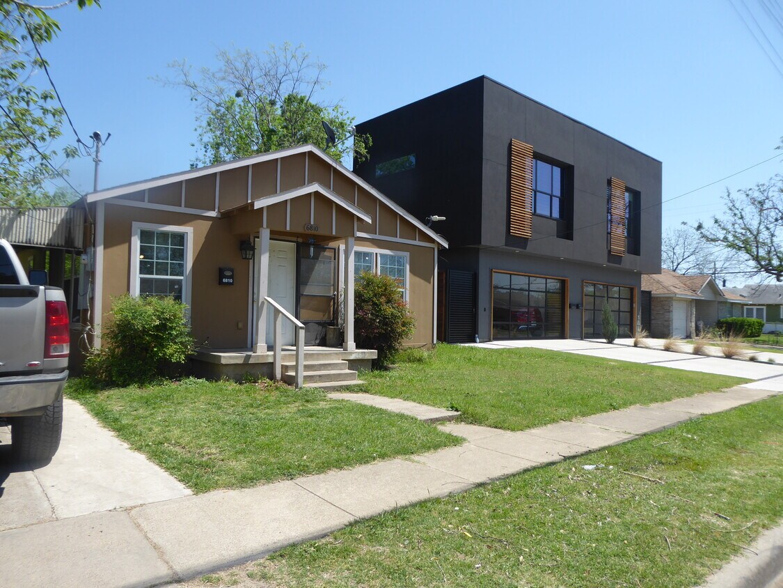 Building Photo - 6810 Webster St