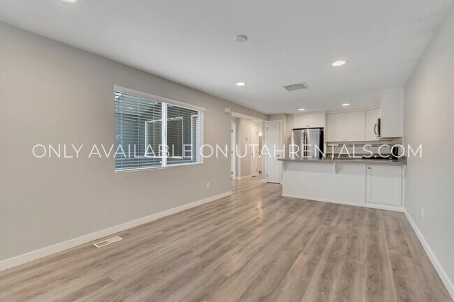 Foto del edificio - 1259 E 5600 S