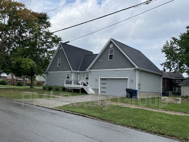 Foto del edificio - 2145 N Taylor Rd