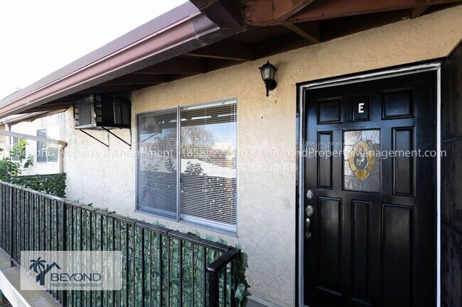 Foto del edificio - 4164 Cherokee Ave