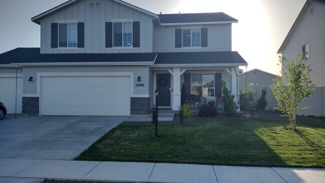Front of House - 13199 S Catawba River Ave