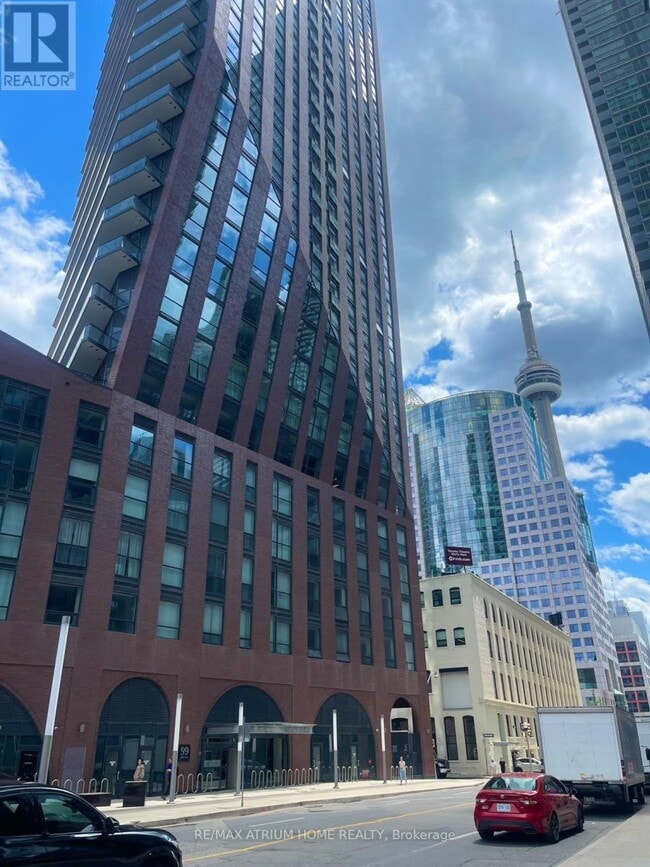 Building Photo - 99 John St