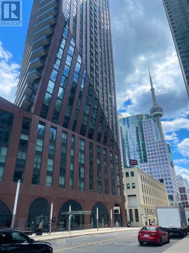Building Photo - 99 John St