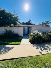 Building Photo - 28510 Conejo View Dr