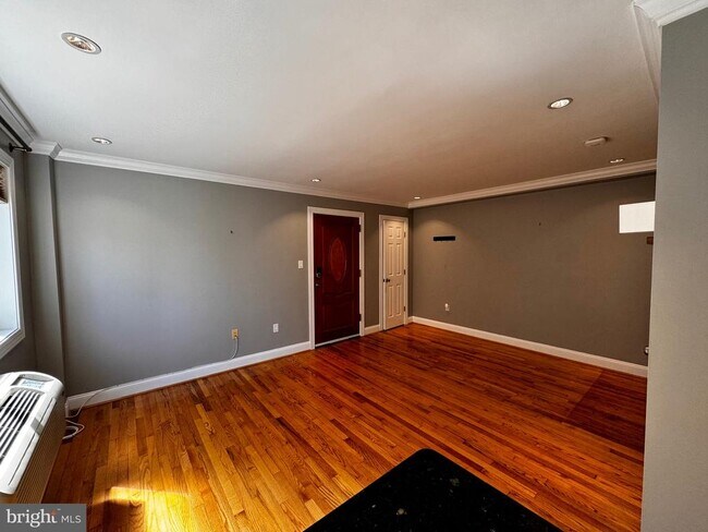 Foto del edificio - 3656 New Hampshire Ave NW