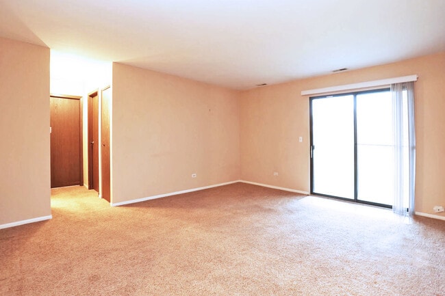 Building Photo - 971 Yosemite Trail