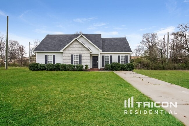 Foto del edificio - 717 Forest Valley Ln