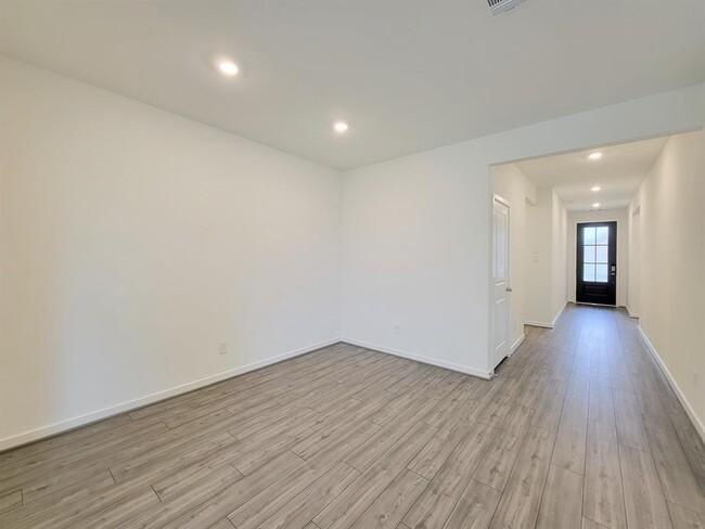 Foto del edificio - 9742 Rialto Hts Dr