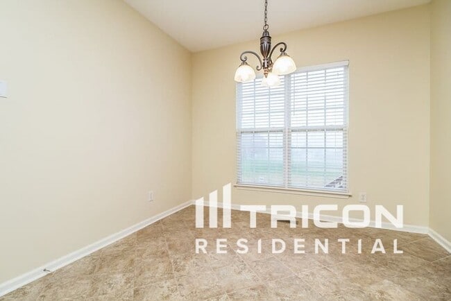Building Photo - 100 Havenwood Ct