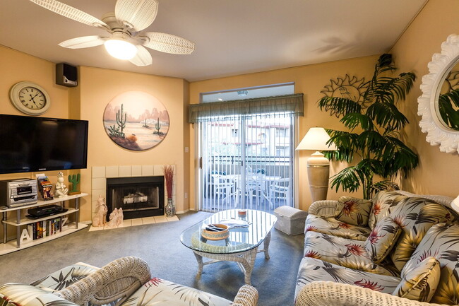 Living Room - 10410 N Cave Creek Rd