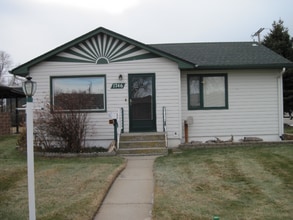 Building Photo - 1746 Alderson Ave