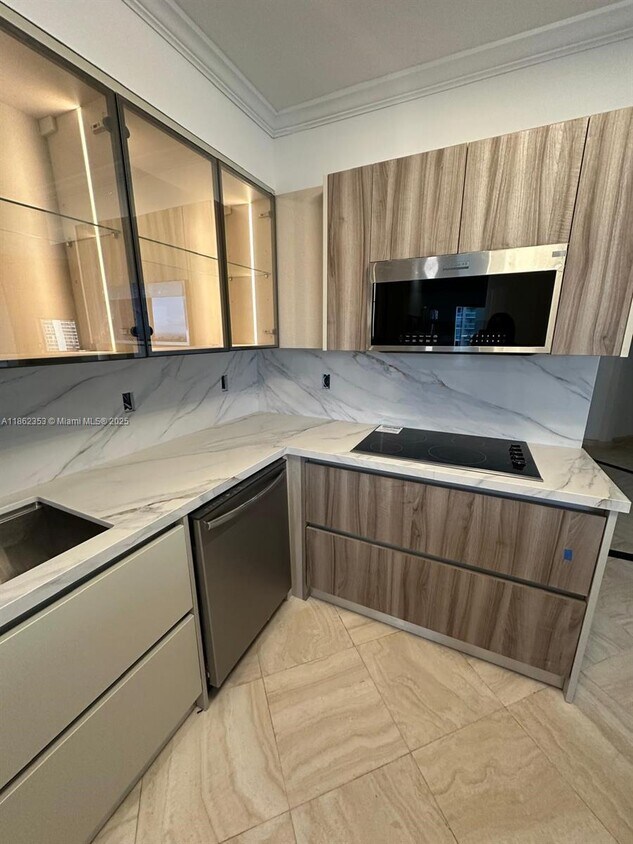 Foto principal - 19500 Turnberry Way