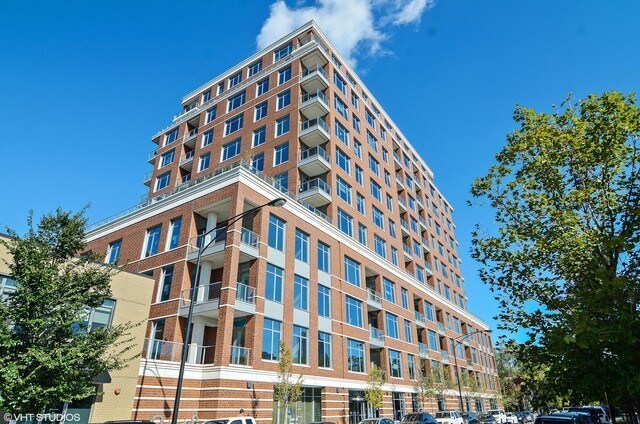 Primary Photo - 540 W Webster Ave