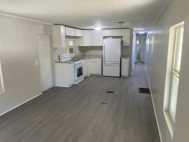 Foto del edificio - 4 Crest Ave