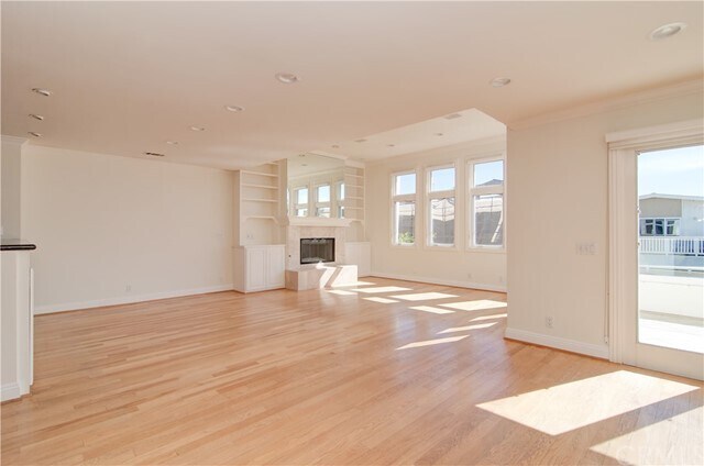 Building Photo - 111 39th St