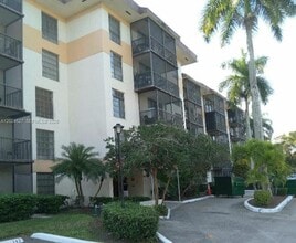 Building Photo - 5570 NW 44th St