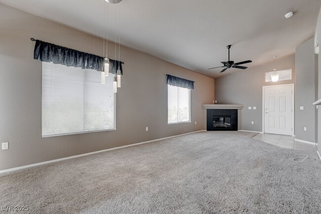 Foto del edificio - 2305 W Horizon Ridge Pkwy