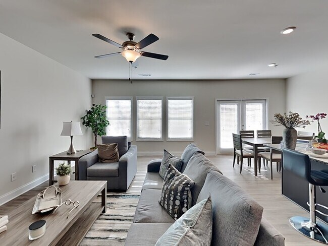 Building Photo - Come Tour! Newly Built 4BR model Townhome ...