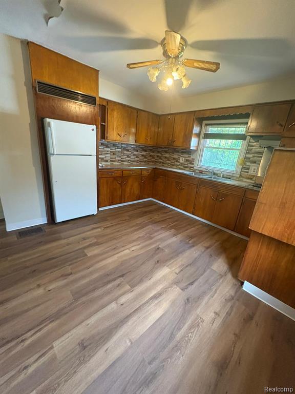 Foto del edificio - 1701 Park St