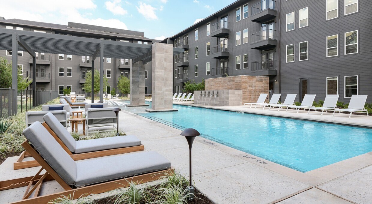 Primary Photo - Urban Retreat: Stylish 3-Bedroom Homes for...