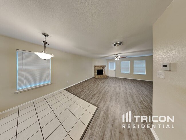 Foto del edificio - 1941 Indian Lilac Drive Lancaster TX