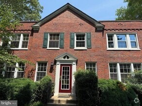 Building Photo - 2011 Key Blvd