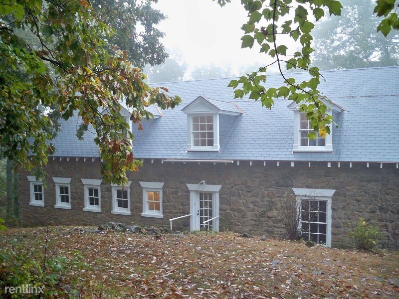 Primary Photo - 3 br, 1 bath House - 0 Lewis Mountain
