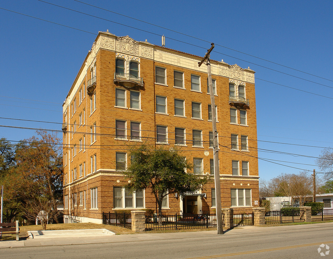 Building Photo - San Pedro Arms Apartments