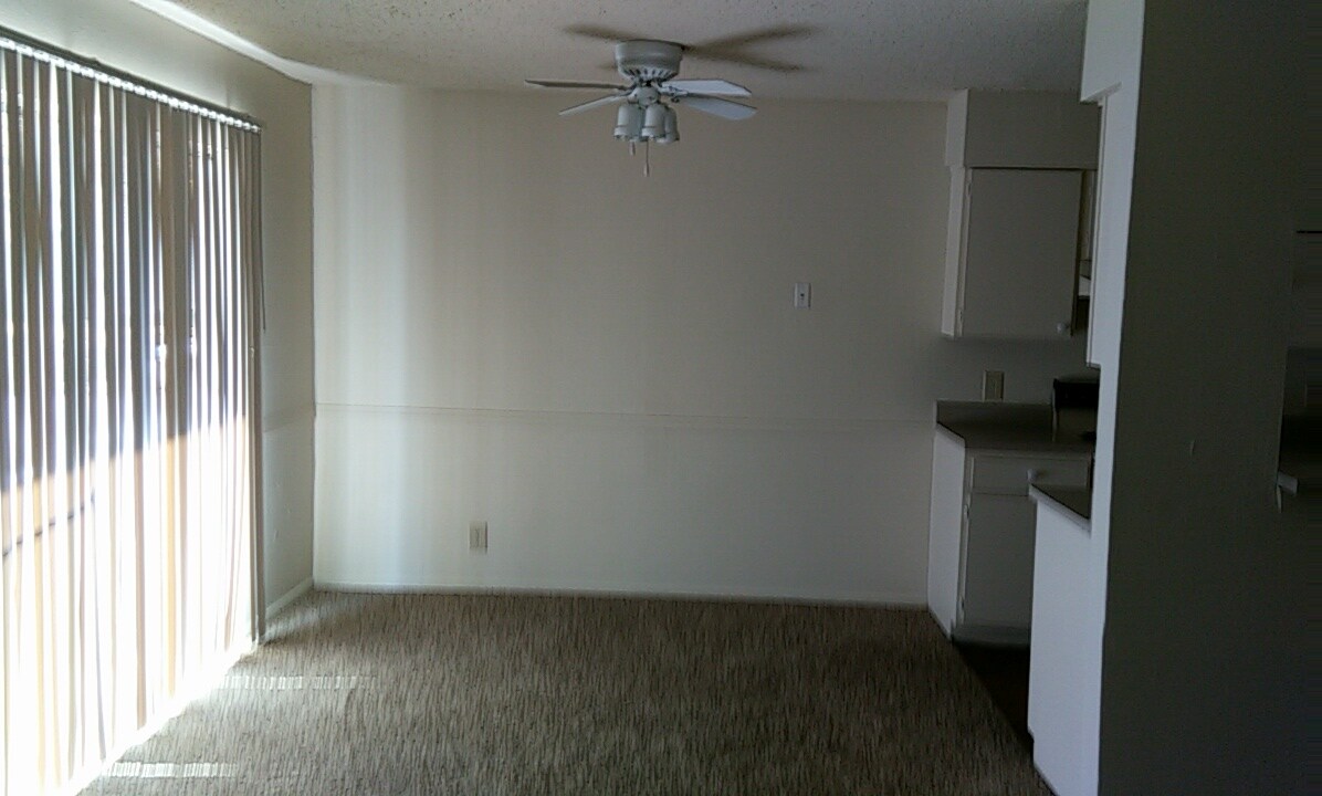 Living room - 2325 S 96th E Ave