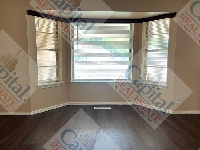 Foto del edificio - Charming 3 Bedroom