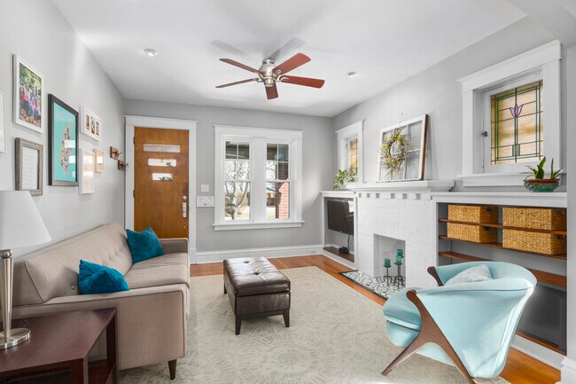 Foto del edificio - 5504 Itaska St