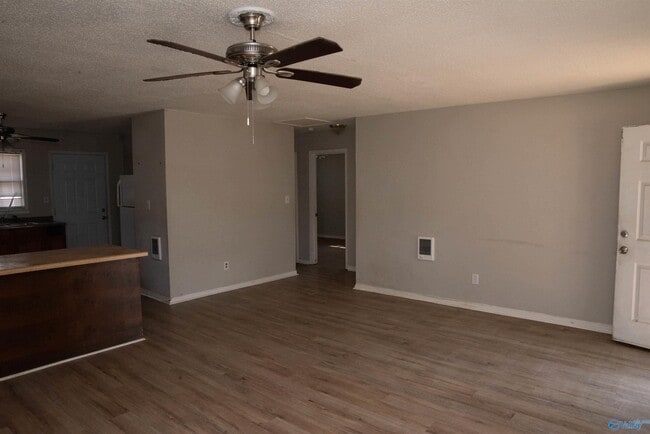 Building Photo - 3225 Clopton St SW