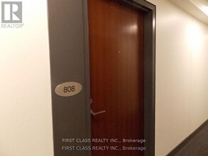 Building Photo - 160 Flemington Rd