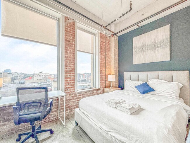 Foto del edificio - 555 Evergreen St