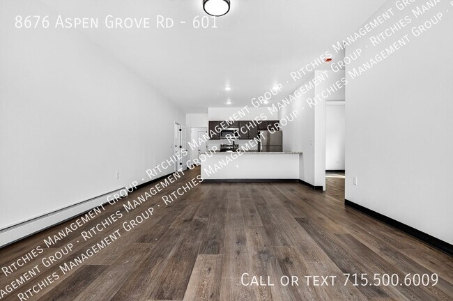 Foto del edificio - 8676 Aspen Ln