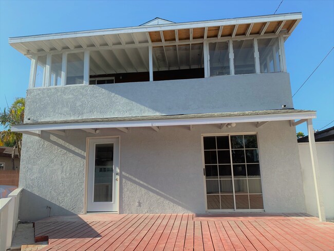 Building Photo - 4920 W 141st St