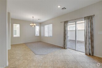 Building Photo - 5994 Secret Island Dr