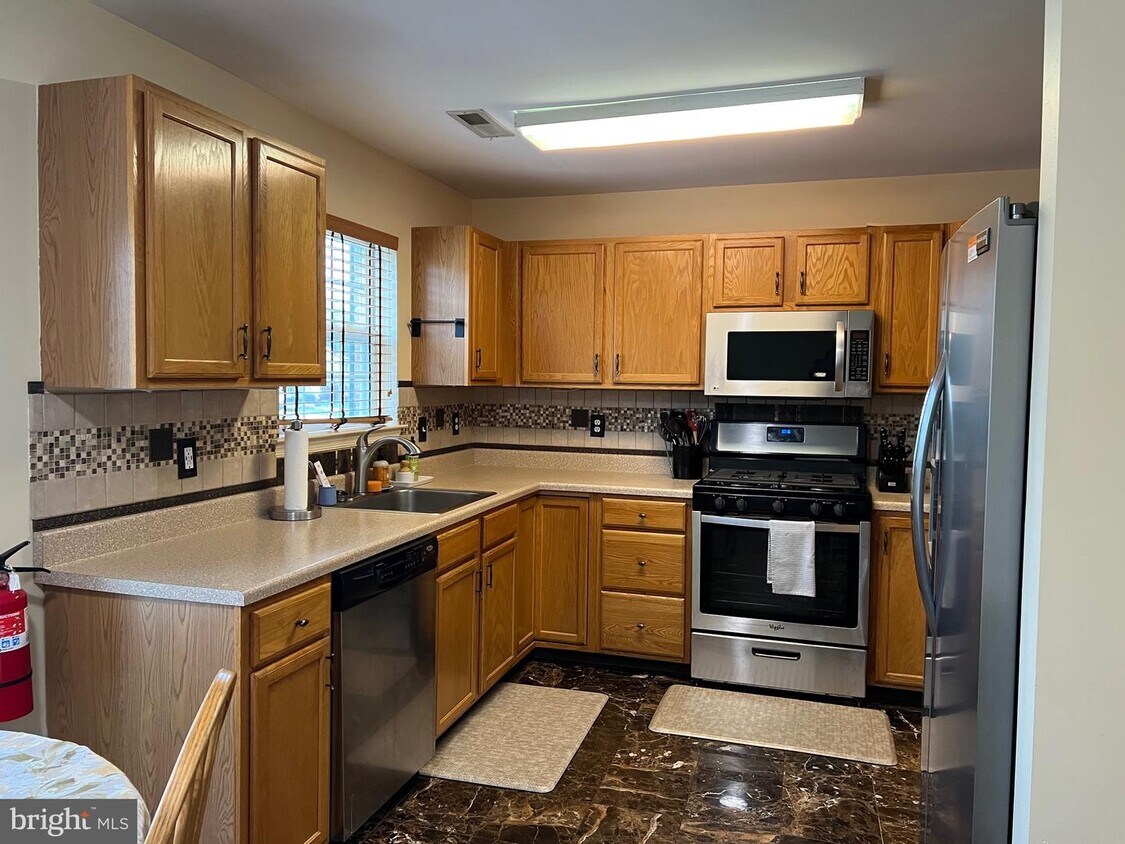 Foto principal - 761 Barton Run Blvd