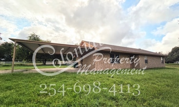Building Photo - 1015 Cherokee Trail