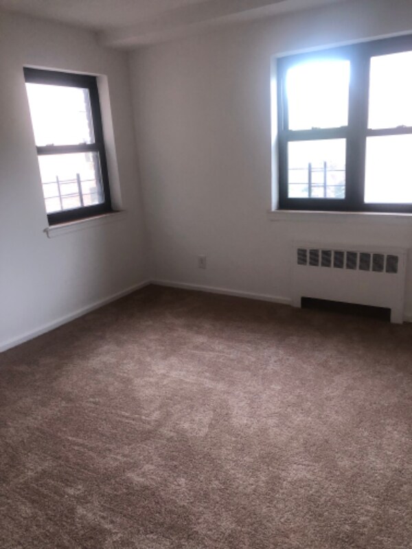 Primary Photo - 621 N Terrace Ave