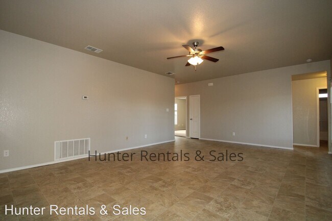 Foto del edificio - 4 br, 2 bath House - 5001 Imperial Eagle Dr