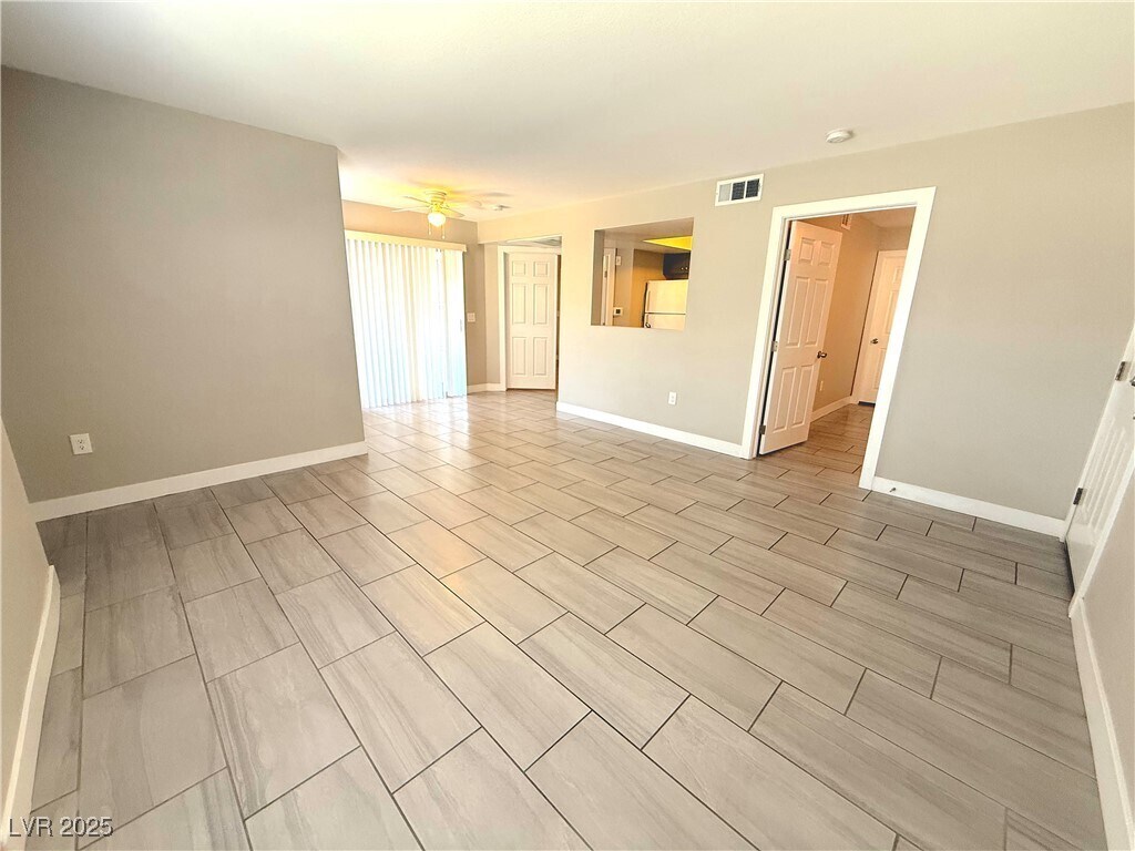 Foto principal - 6800 E Lake Mead Blvd