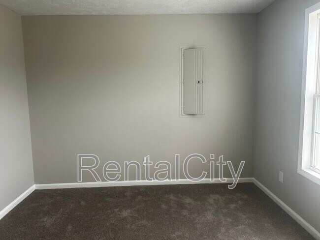 Foto del edificio - 8 Channing Loop