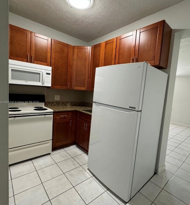 Foto del edificio - 11611 NW 57th Ct